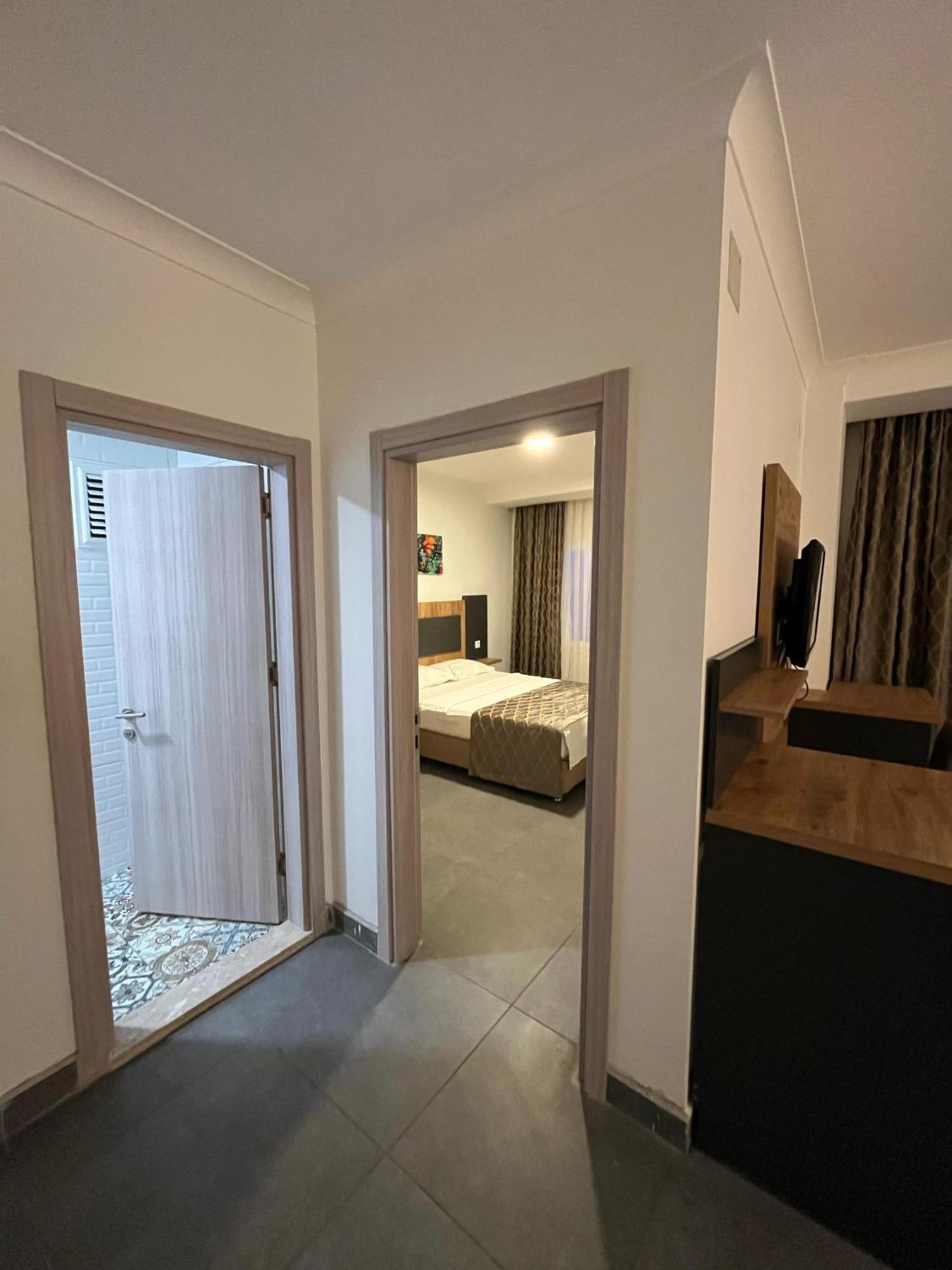 Club Efes Otel Silifke Exterior photo